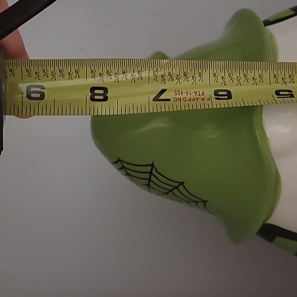 🖤NWT💛 Rae Dunn Trick or Treat Gnome - Picture 6 of 6